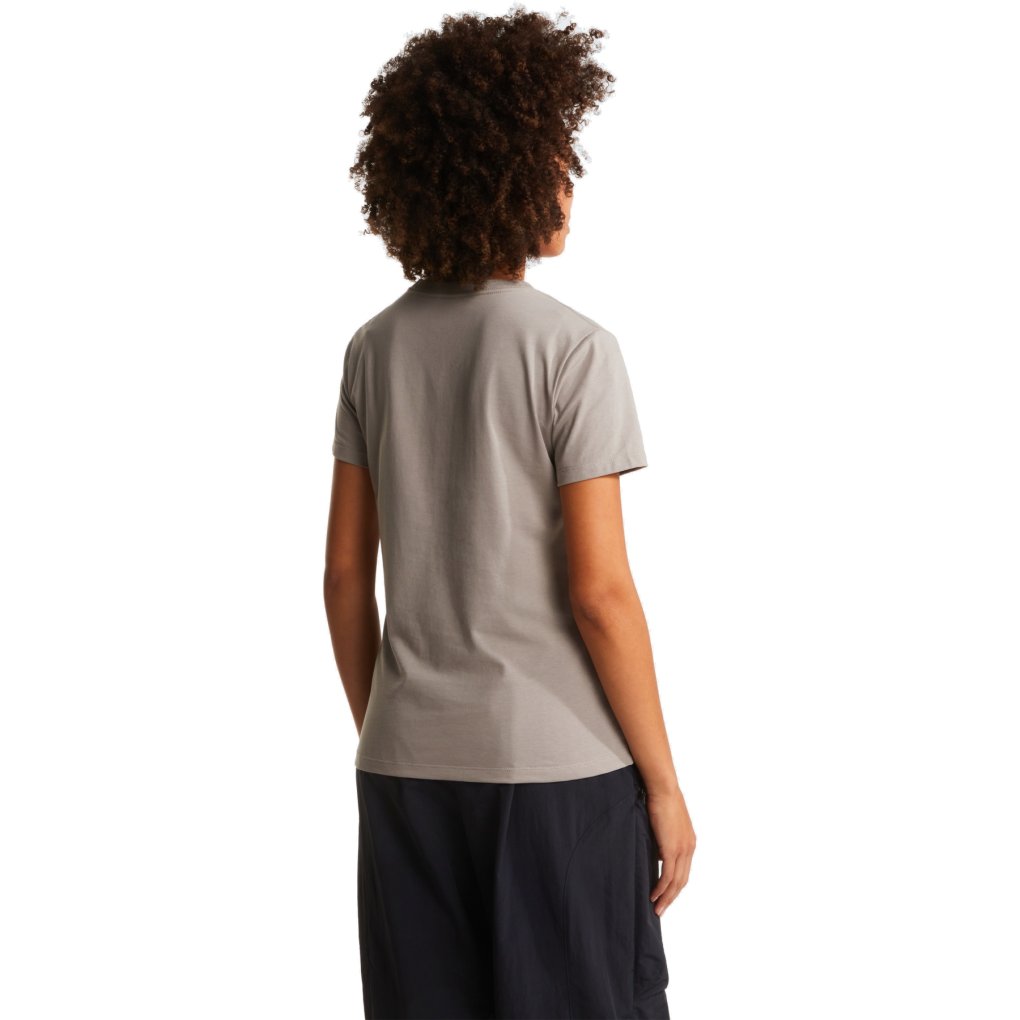 The North Face Evolution Simple Dome Slim T-Shirt Women - Stone Slab