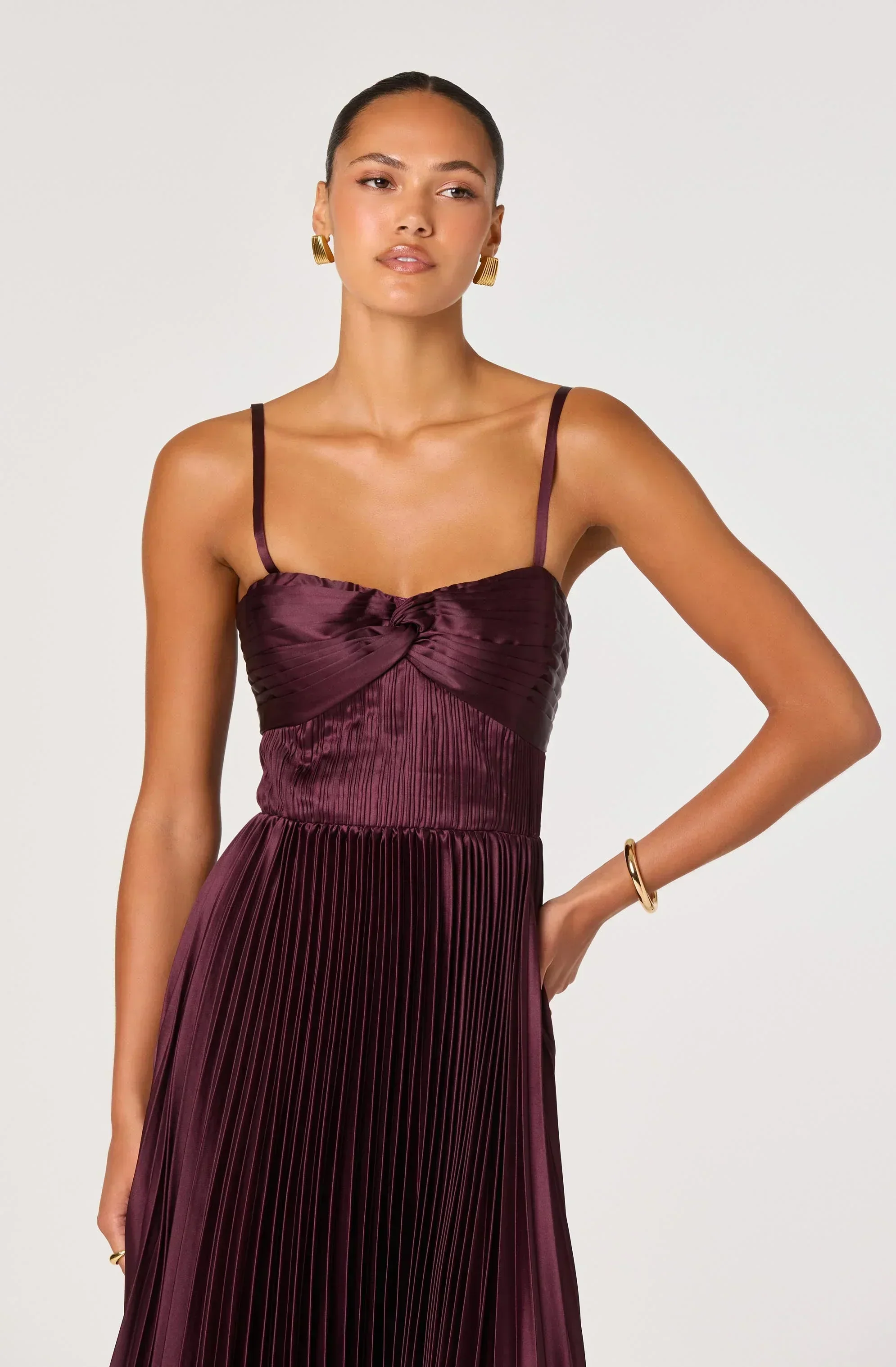 Ascella Sweetheart Pleated Midi Dress