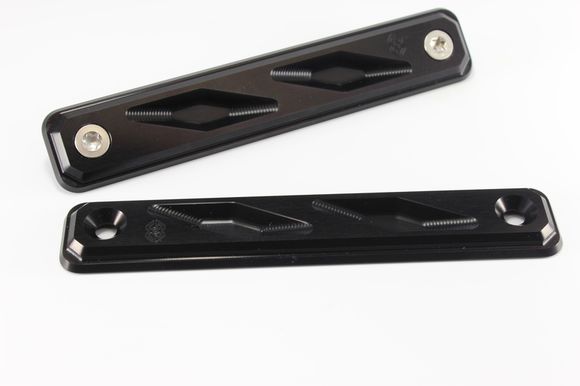 Gilles Black TOOLING Side Radiator GuardsRef: GILL00140A / 1096192001