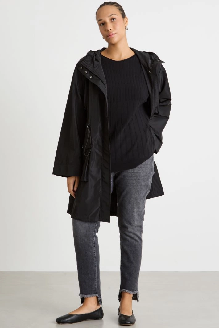 Raw-hem asymmetric jeans - BLACK