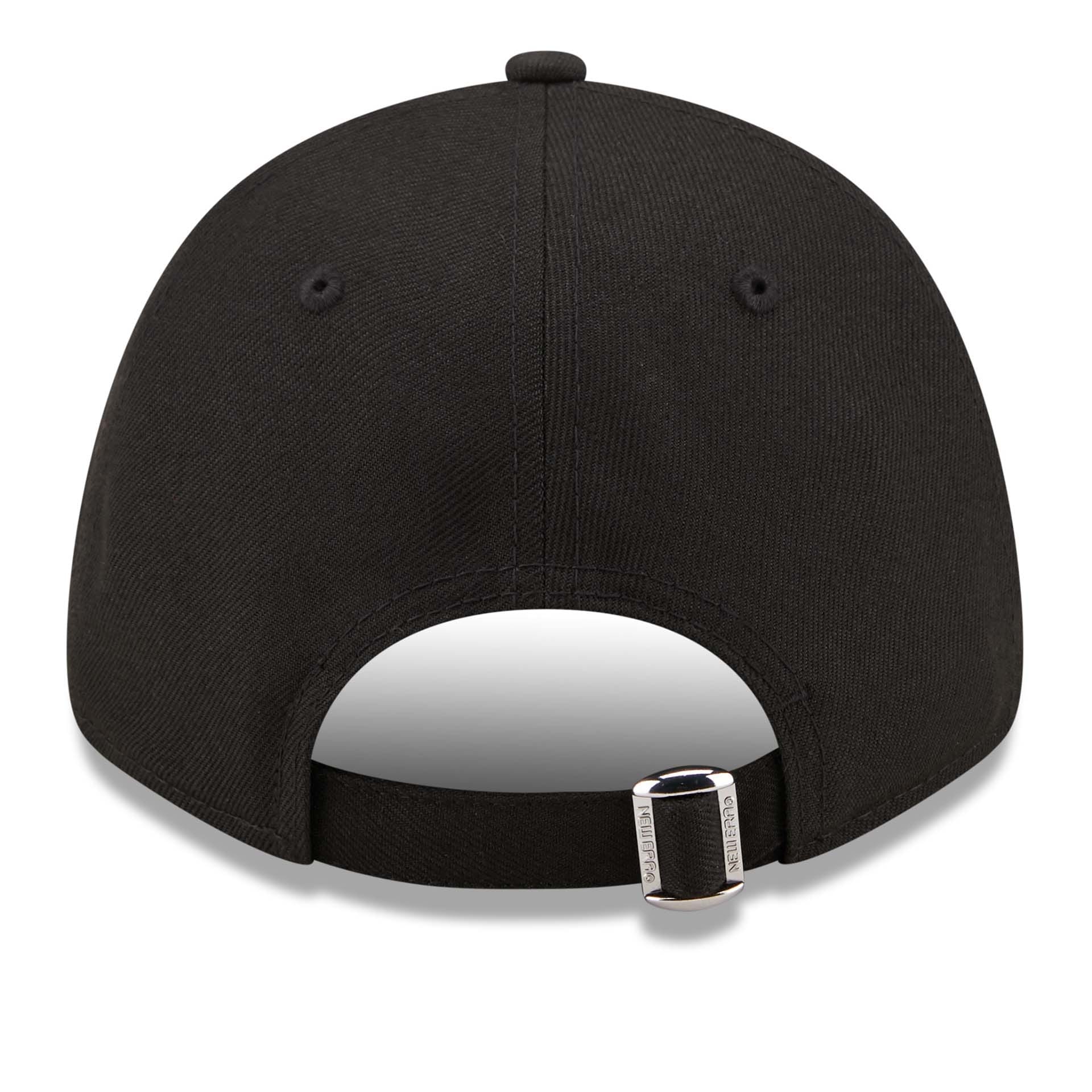 New York Yankees Pop Outline 9FORTY MLB Cap Black
