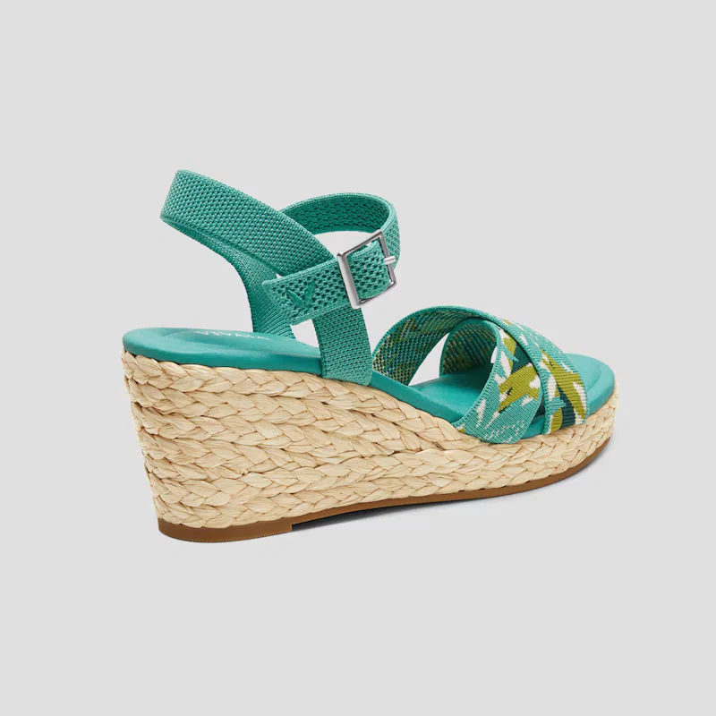 Round-toe Wedge Sandals (Sally Pro)