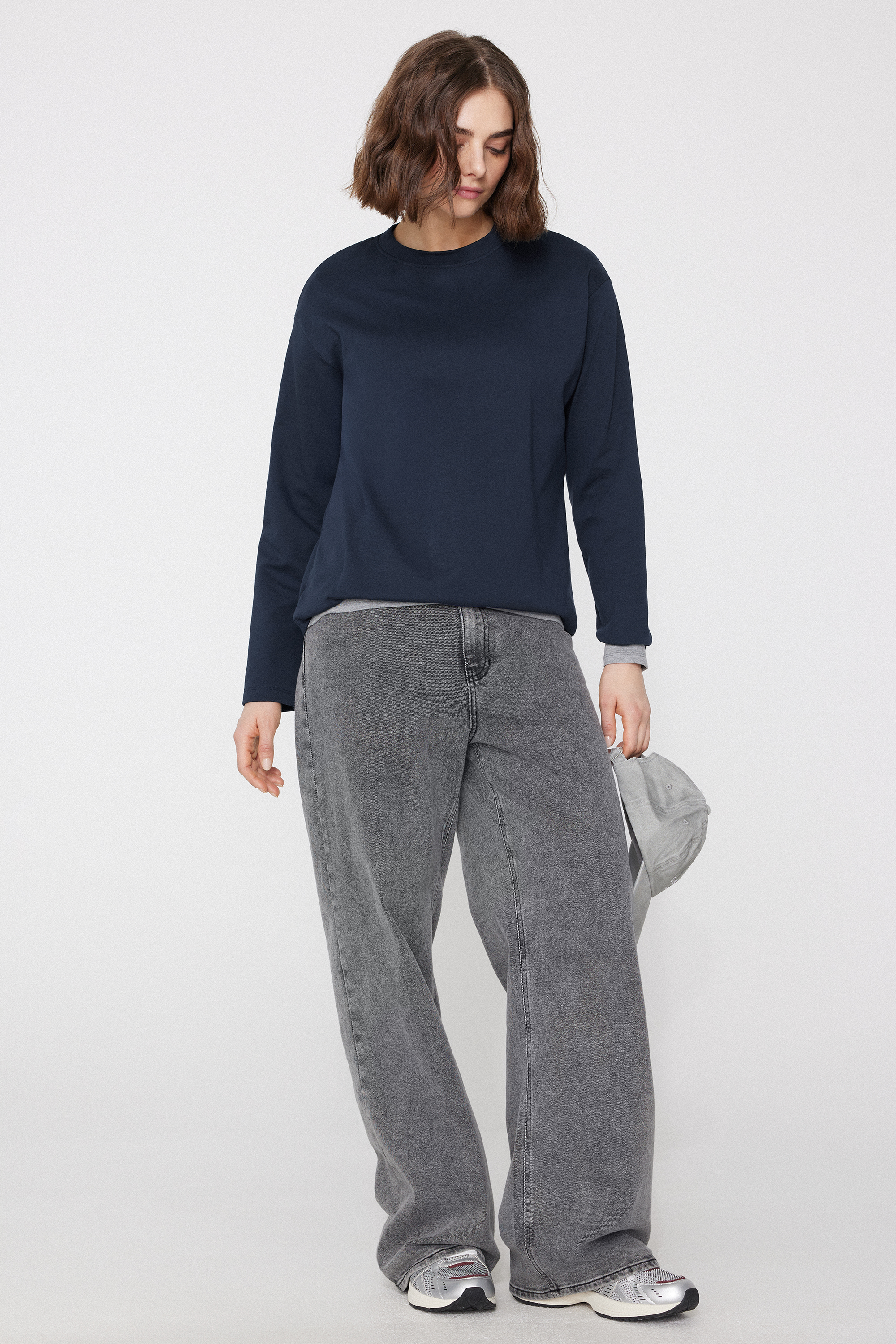 Medium Weight 100% Cotton Long Sleeve T-shirt with a Round Neckline