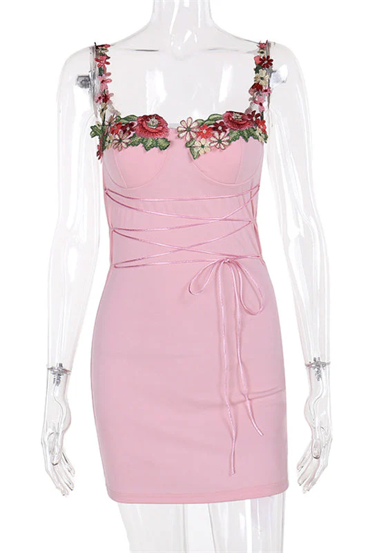 Appliques Neck Pink Lace-up Front Short Dress