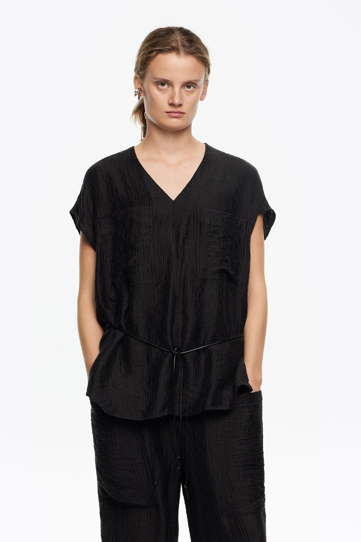 Black tie V-neck top