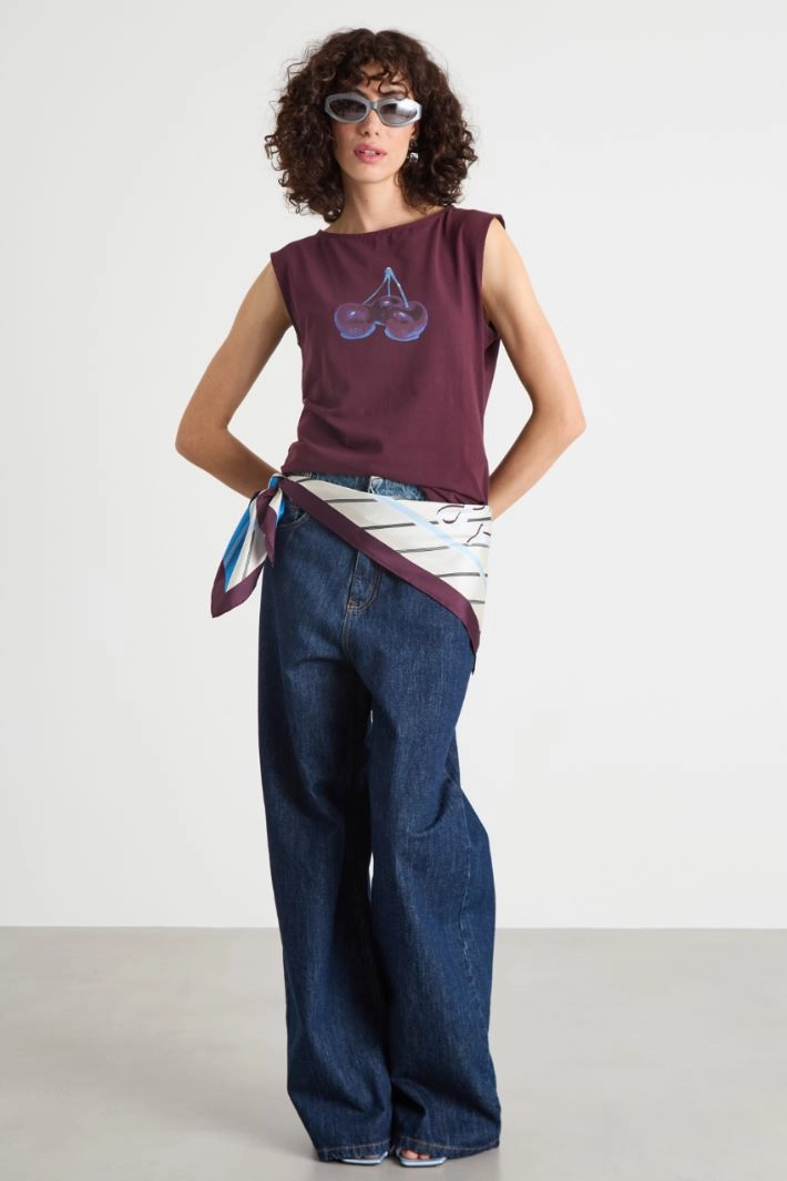 Jeans with a contrasting belt - BLUE