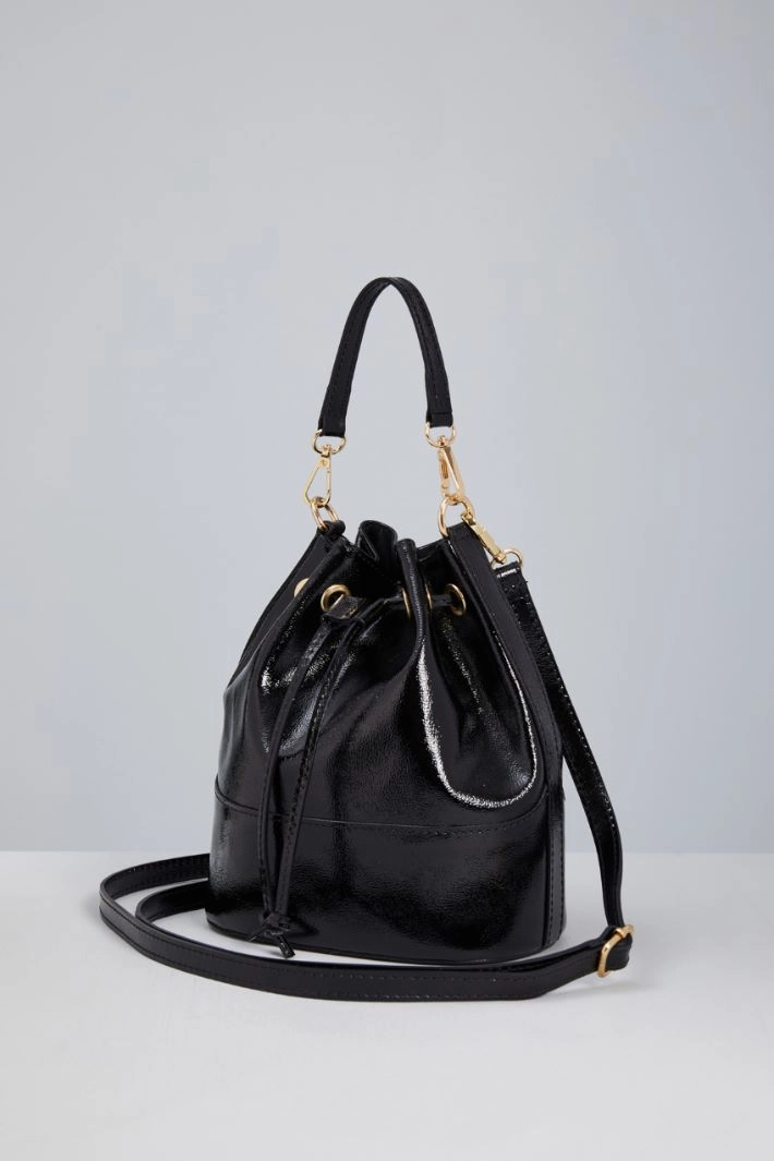 Patent-effect bag - BLACK