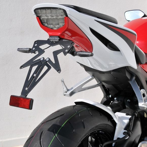 Ermax Plate Holder WITH LICENSE PLATE LIGHT - WhiteRef: EM1119