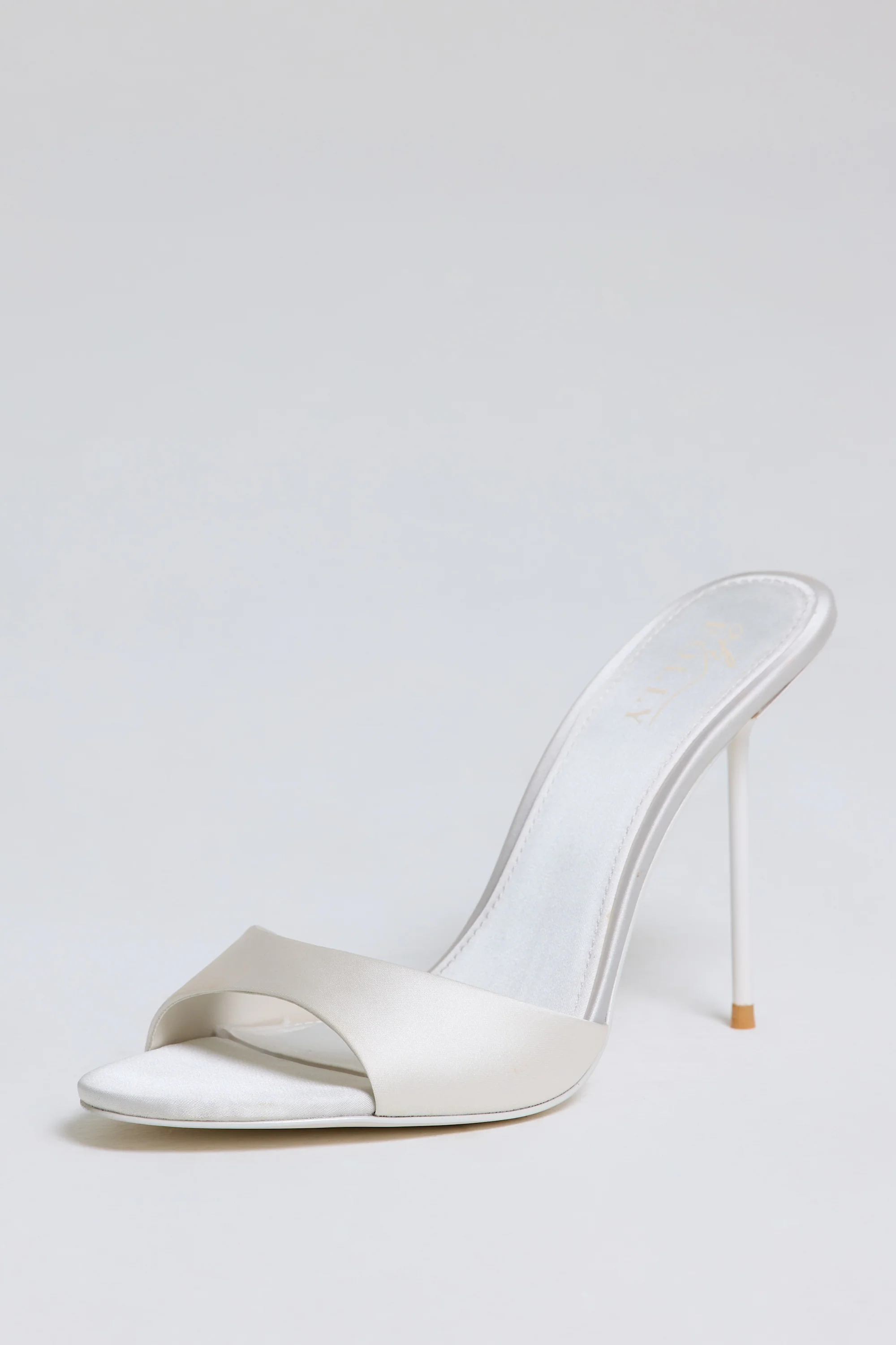 Heeled Mule Sandal in Pearl White