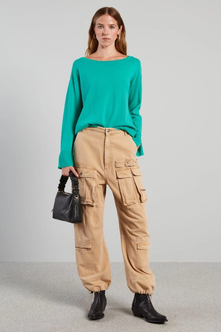 Sweater with side slits - GREEN MINT