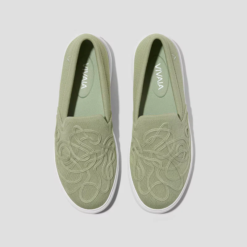 Classic Unisex Sneakers (V-Tune)