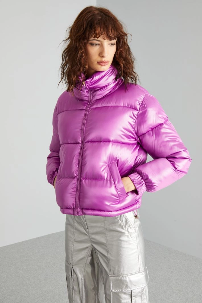 Short shiny down jacket - ORCHID PINK