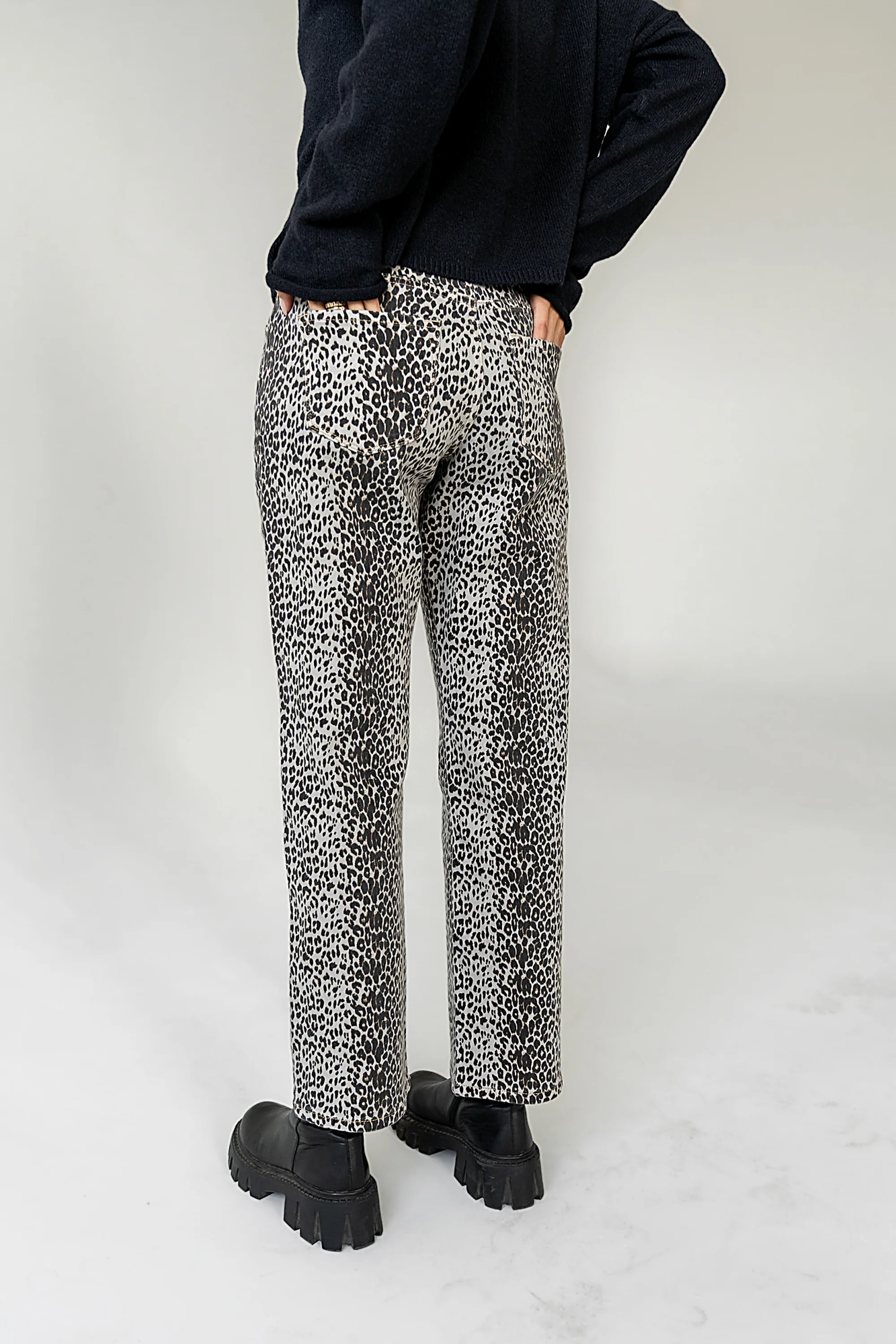 Betsy Straight Leg Jeans