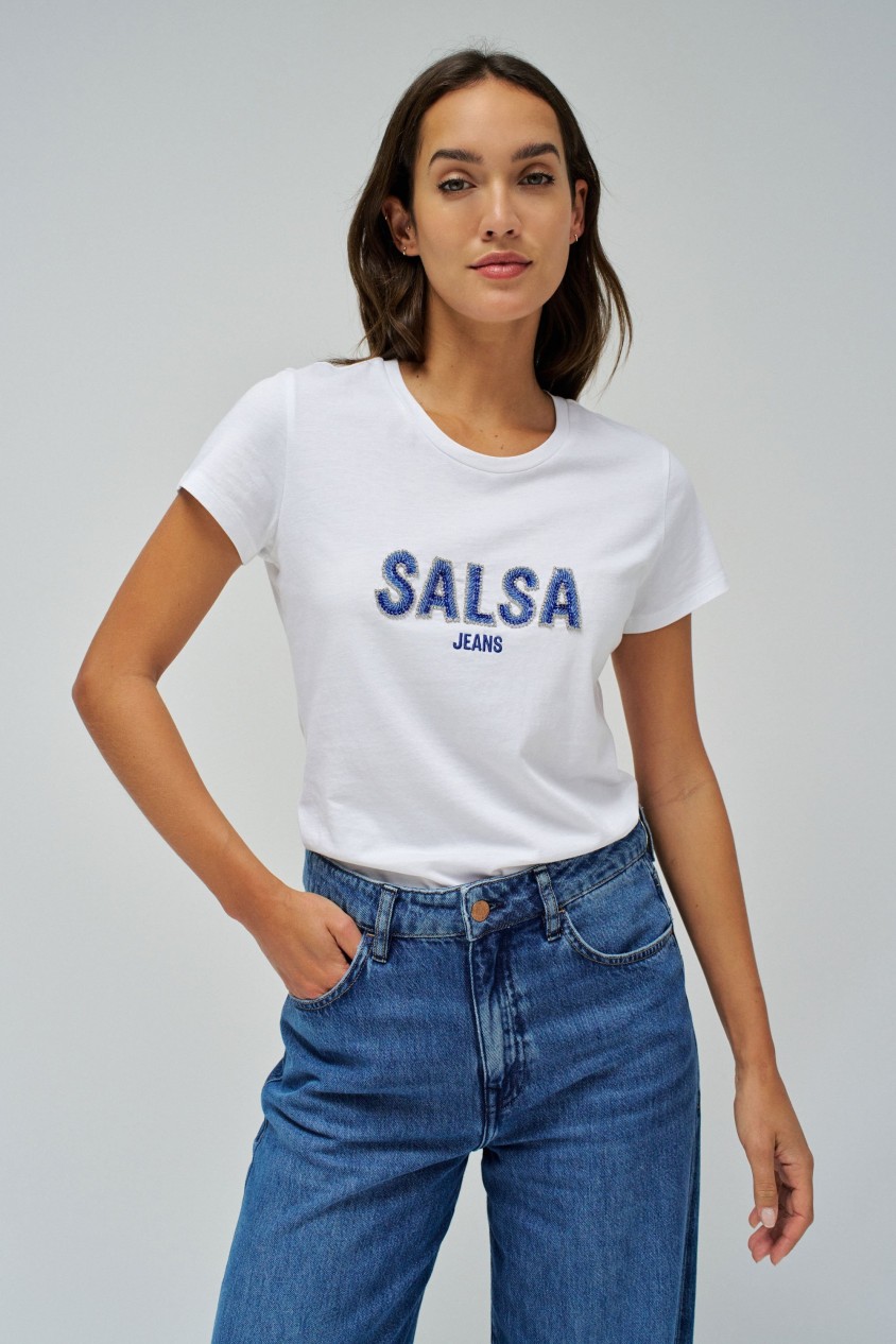 T-SHIRT WITH BRANDING