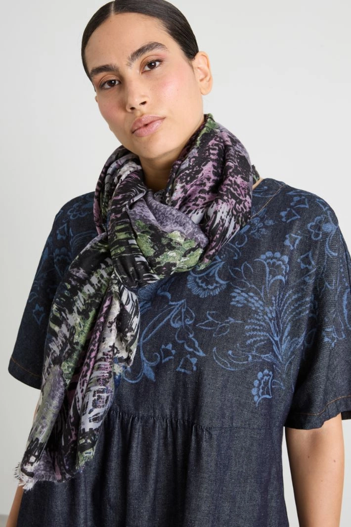 Patterned stole - BLACK