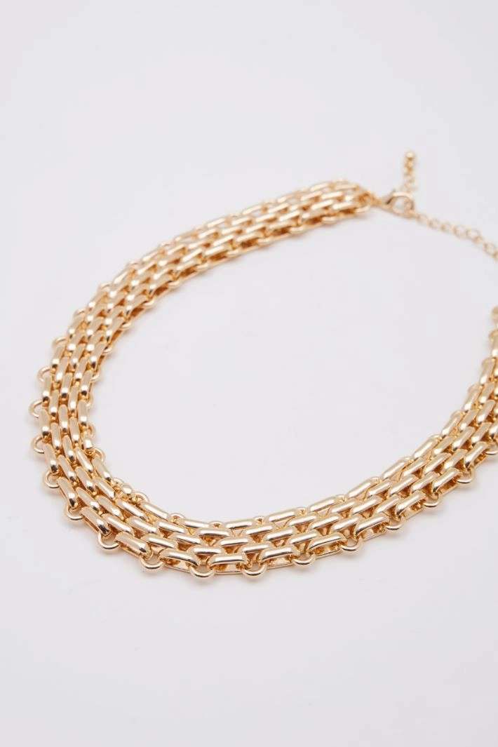 Short metal necklace - GOLD