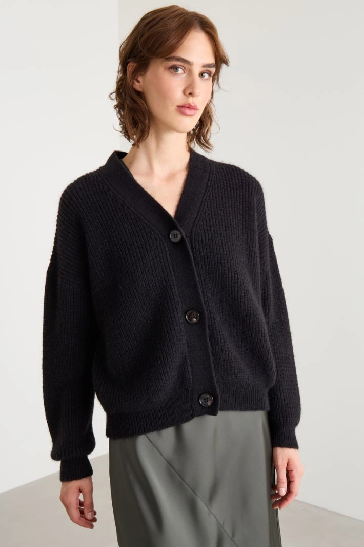 V-neck cardigan - BLACK