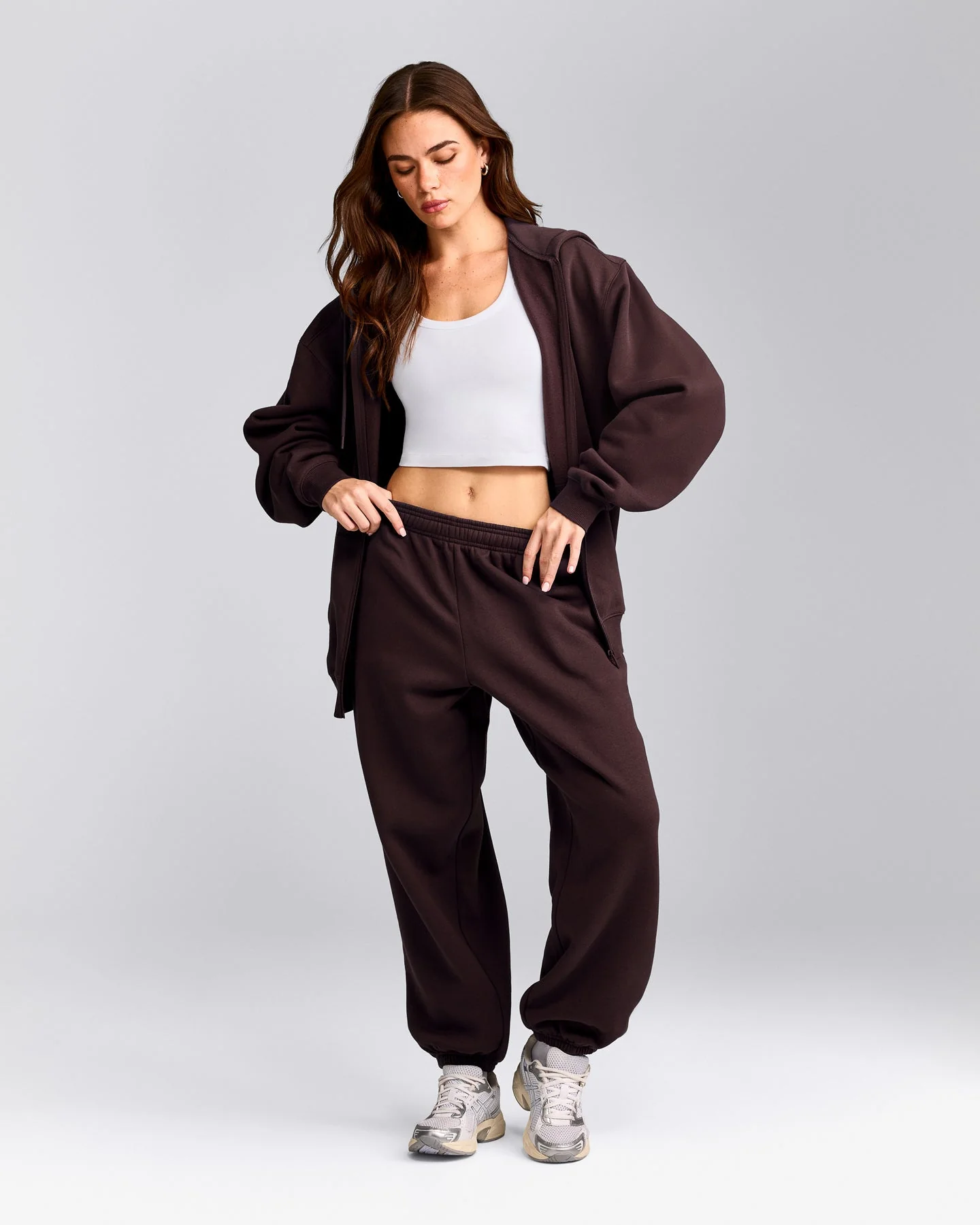 Foundations Cosy Oversized Joggers | Plum Brown