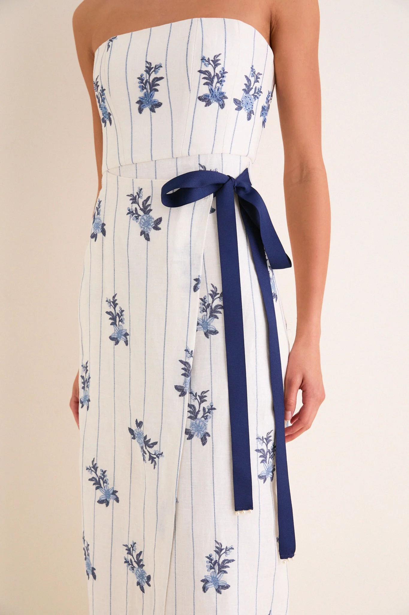 Valle Cinefila Strapless Maxi Dress