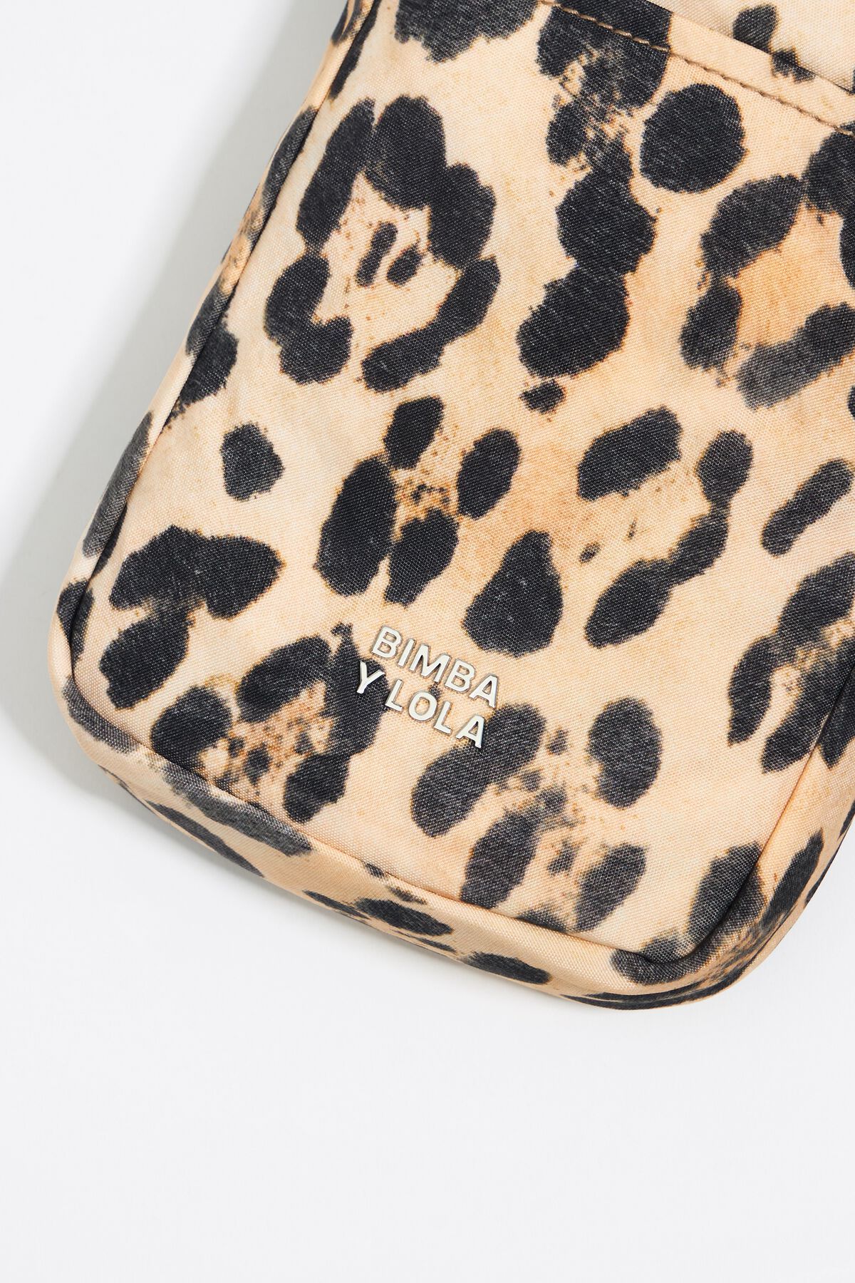 Beige Leopard print nylon phone case