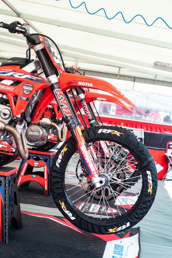 Motorcycle cover RFX tire 21 19 18Ref: Rfx01407A / 1121172001
