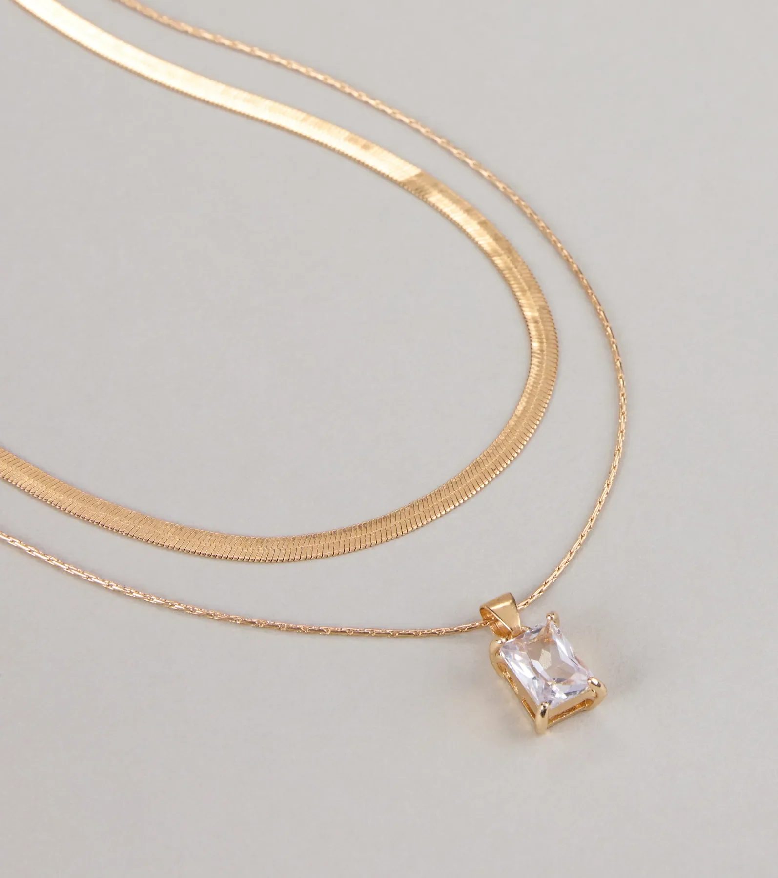 Glow Moment Layered Rhinestone Necklace