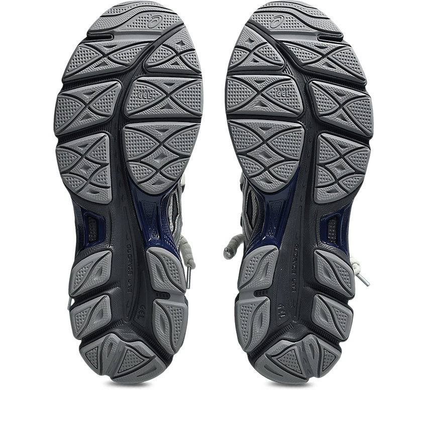 TOGA ARCHIVES x GEL-CUMULUS 16 TG