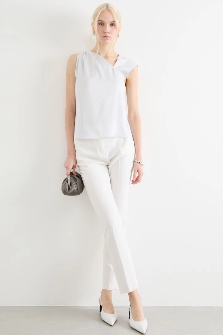 Asymmetric satin top - WHITE