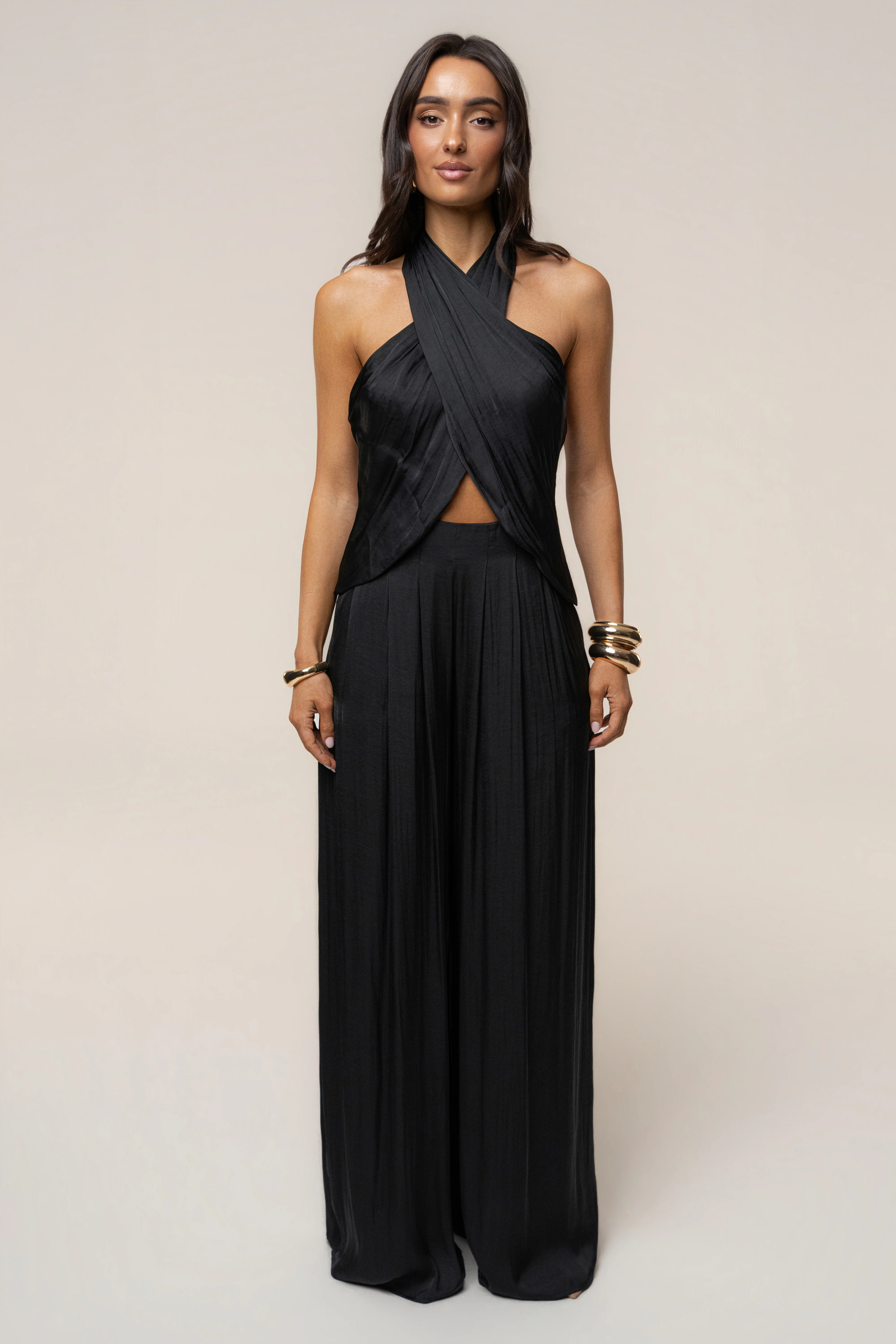 Black Core Form Halter Top