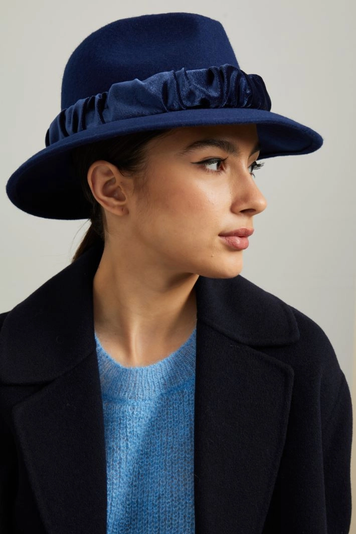Velvet ribbon hat - BLUE