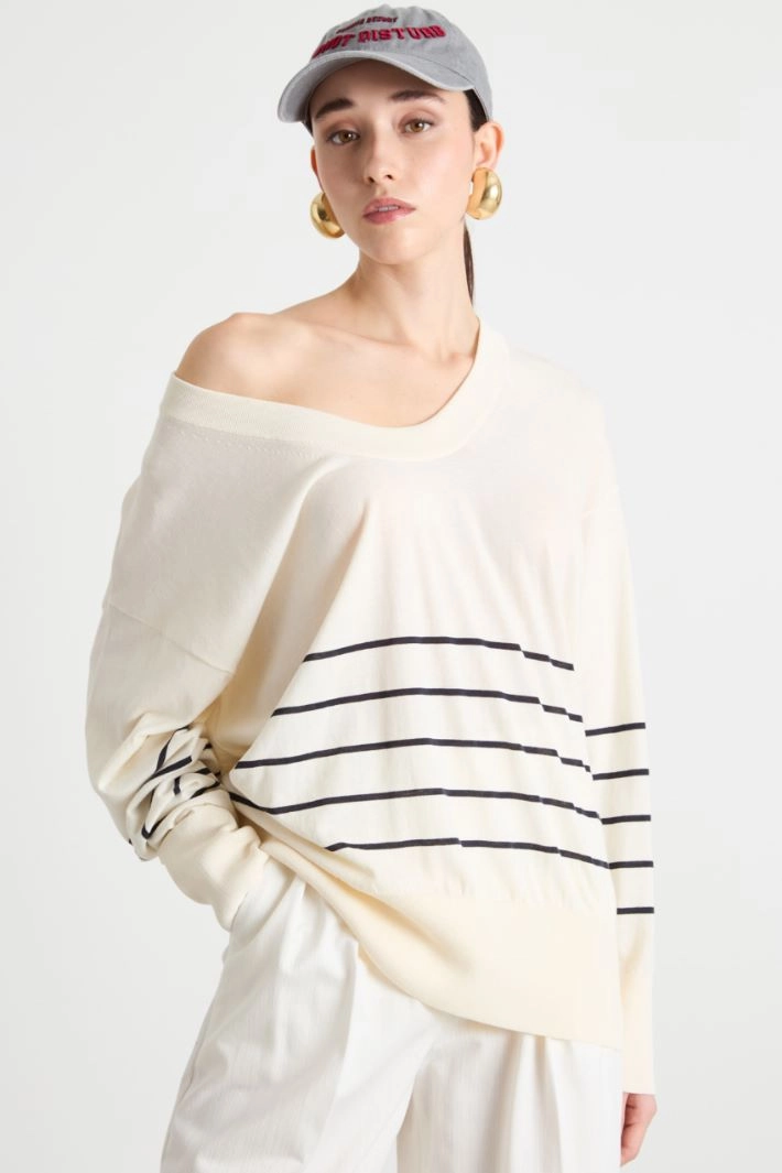 Wide-neck jumper - WHITE BLUE
