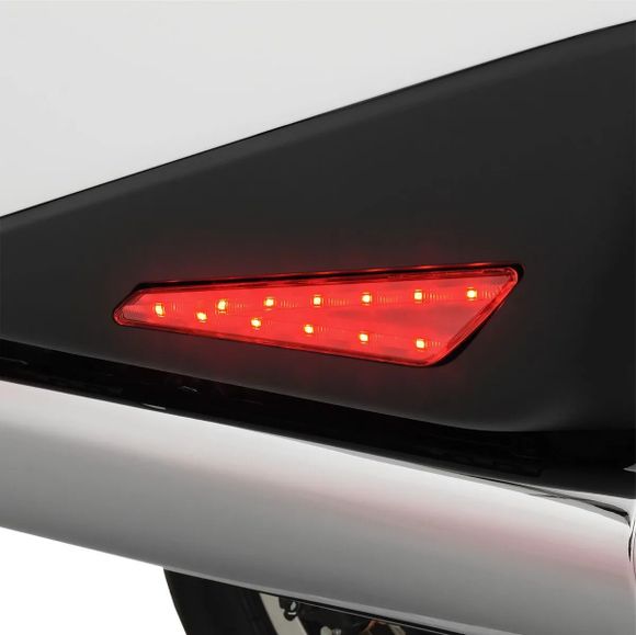 Rear lights Show Chrome positionRef: Shch00071A / 20402321