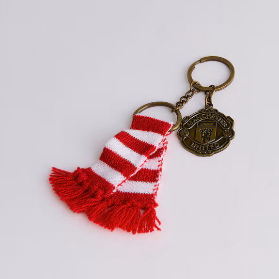 Manchester United Scarf Keyring Red