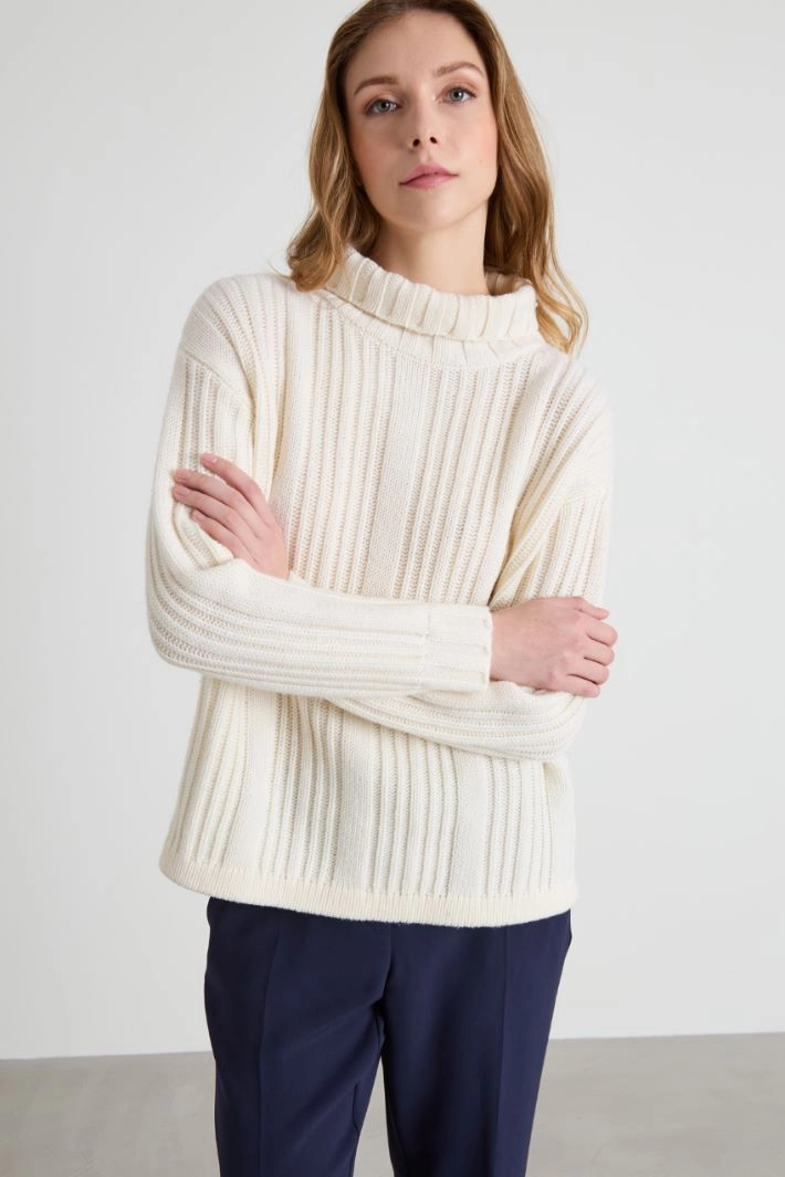 Wool and cashmere sweater - CREAM
