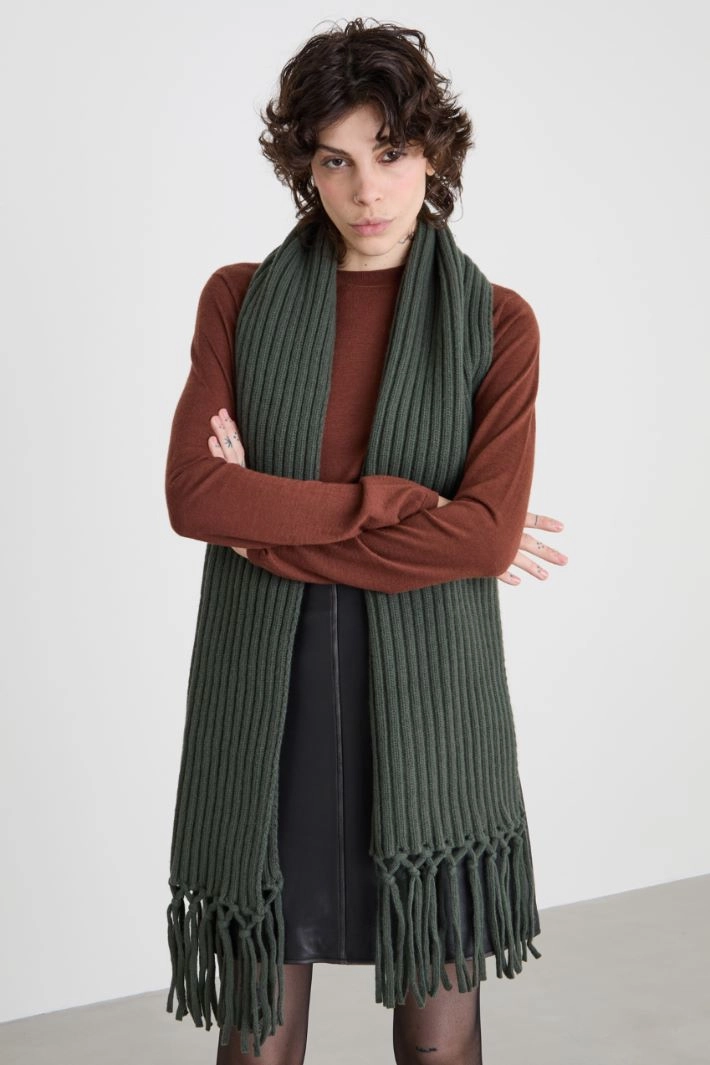 Long wool scarf - KHAKI GREEN