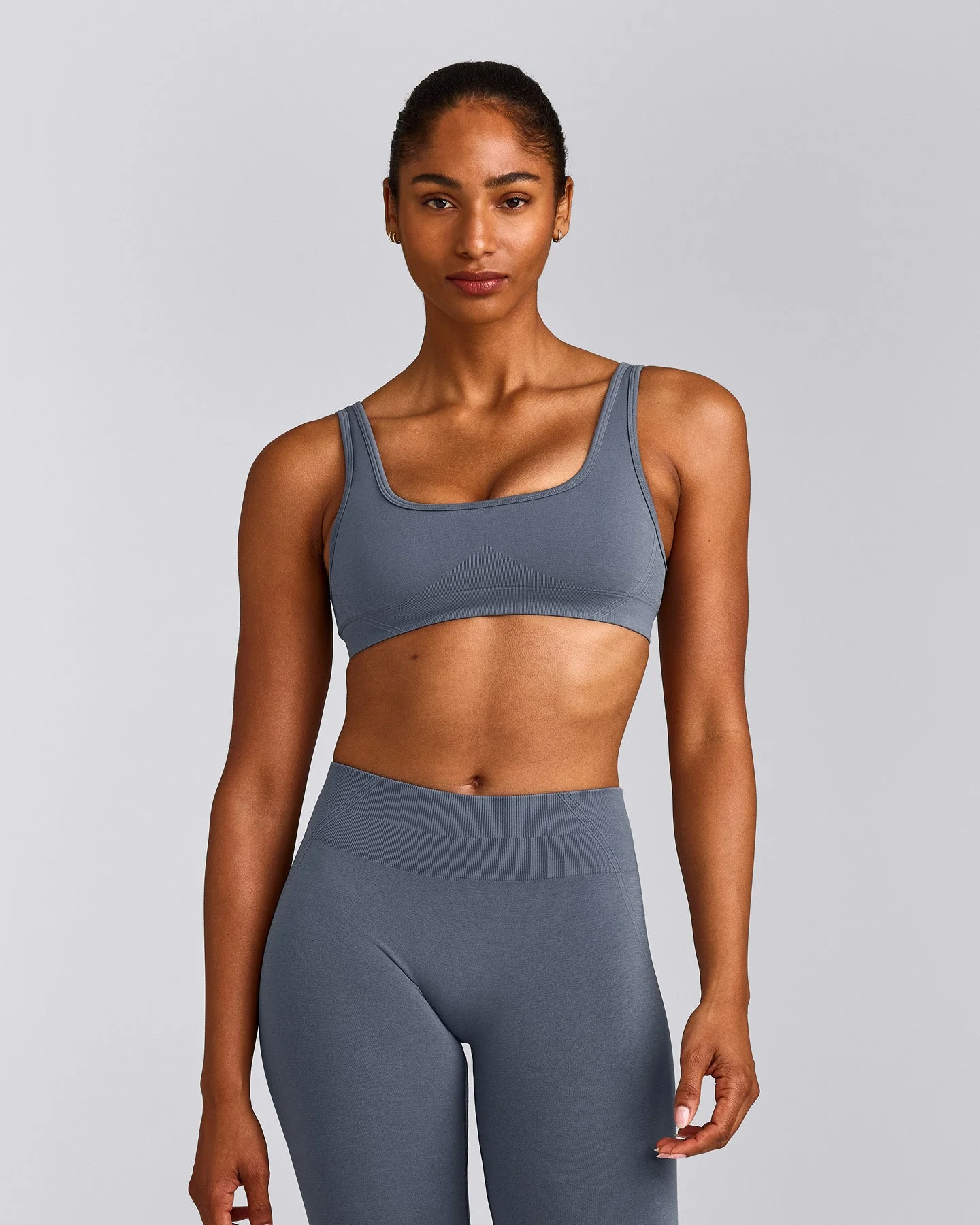 EffortlessLift™ Square Neck Sports Bra with Grey Logo | Light Granite Blue