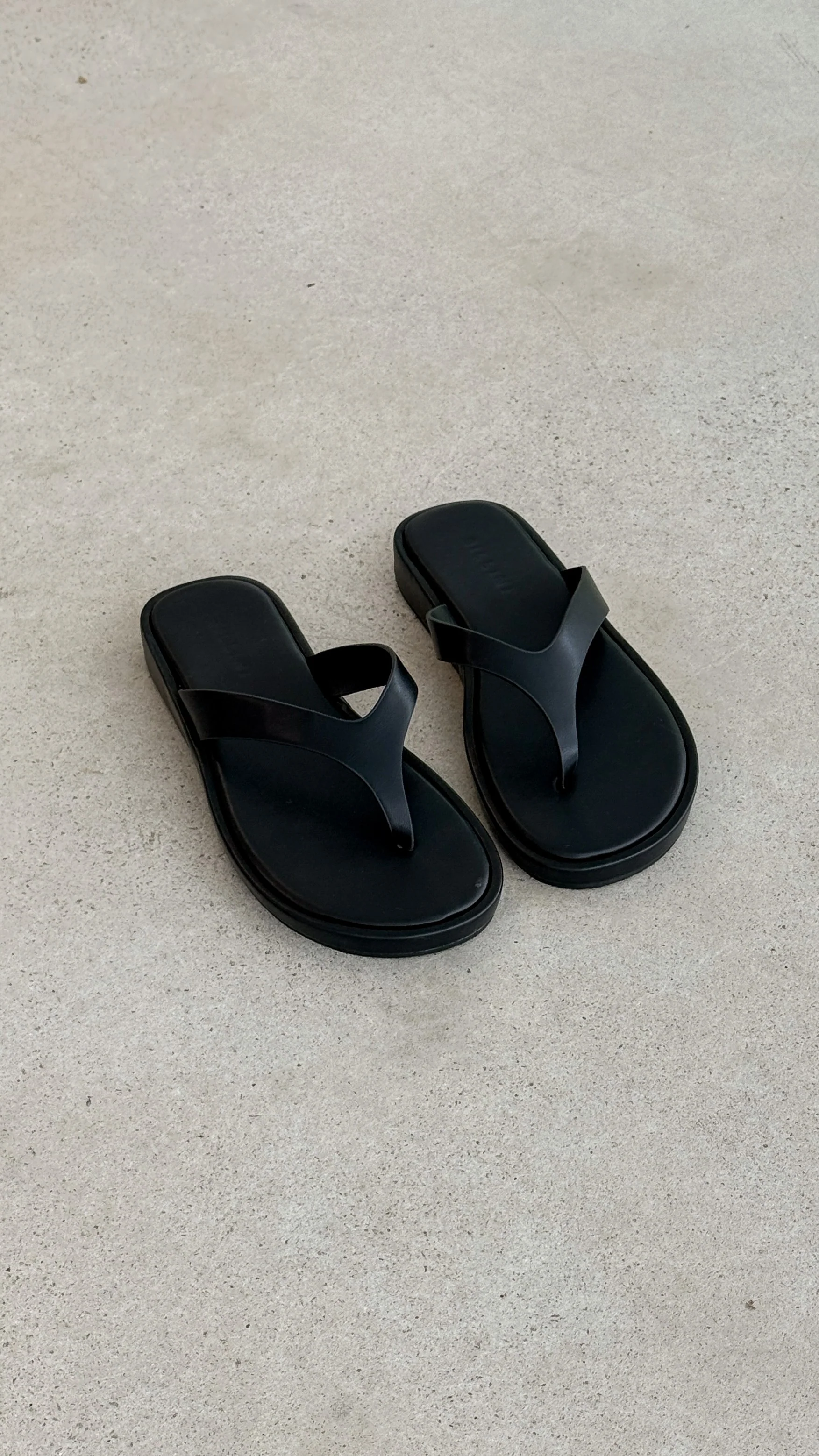 Orianna Slide - Black