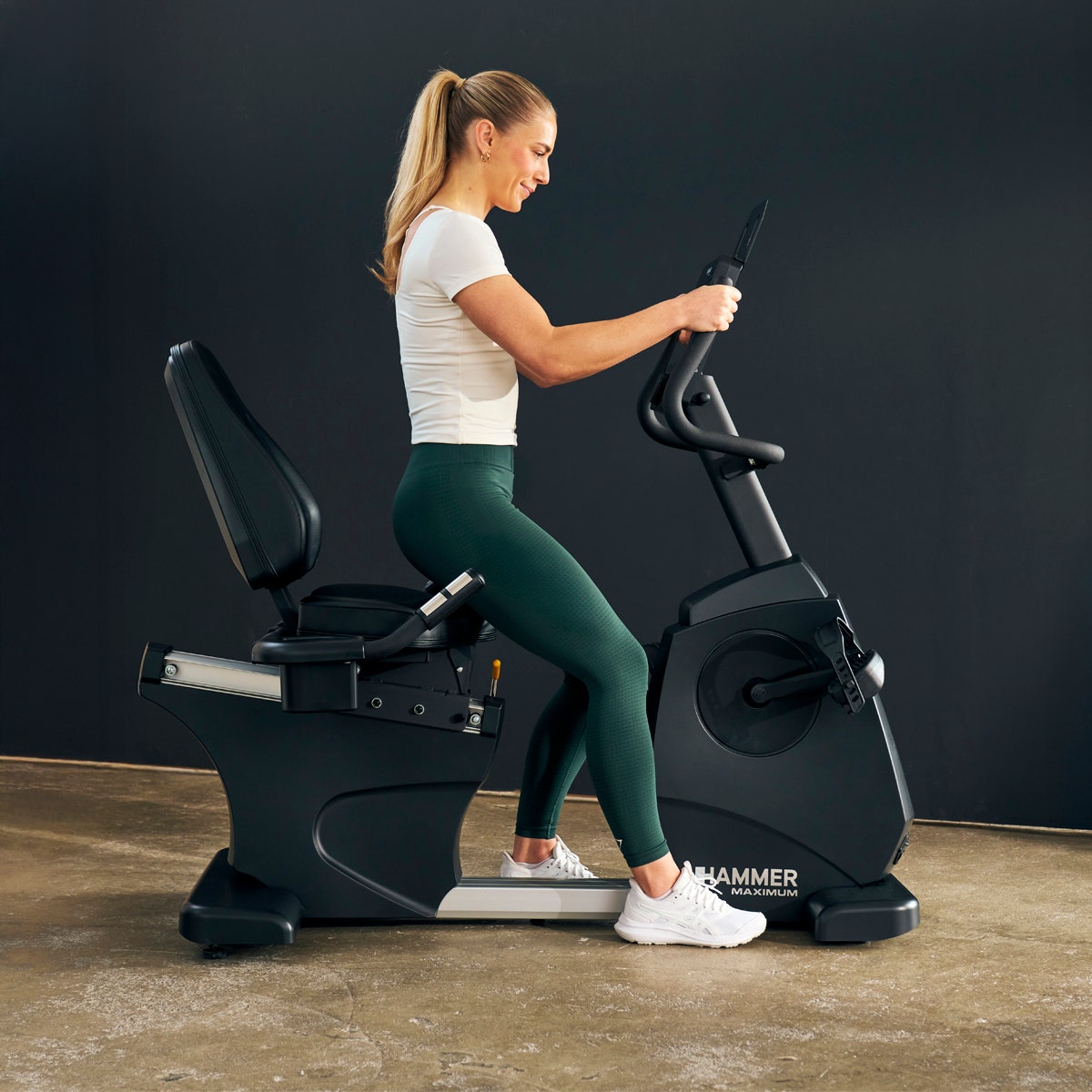 Recumbent bike RB 8000
