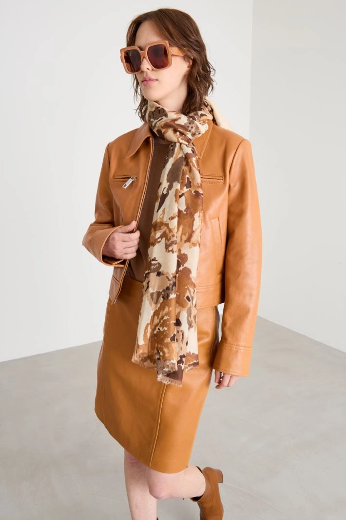 Patterned stole - BEIGE