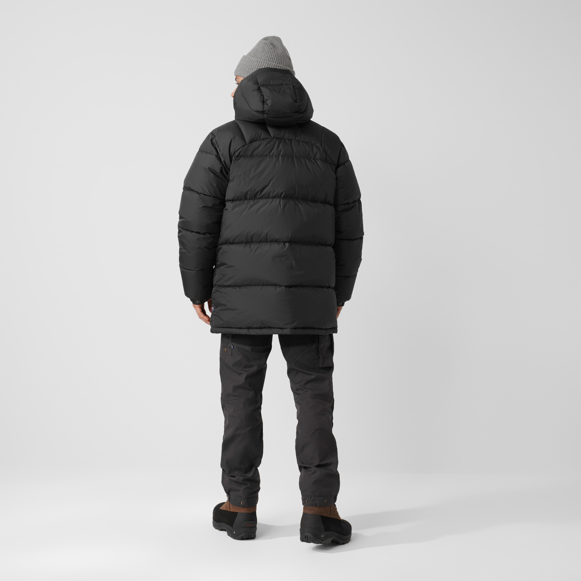 Expedition Down Jacket M