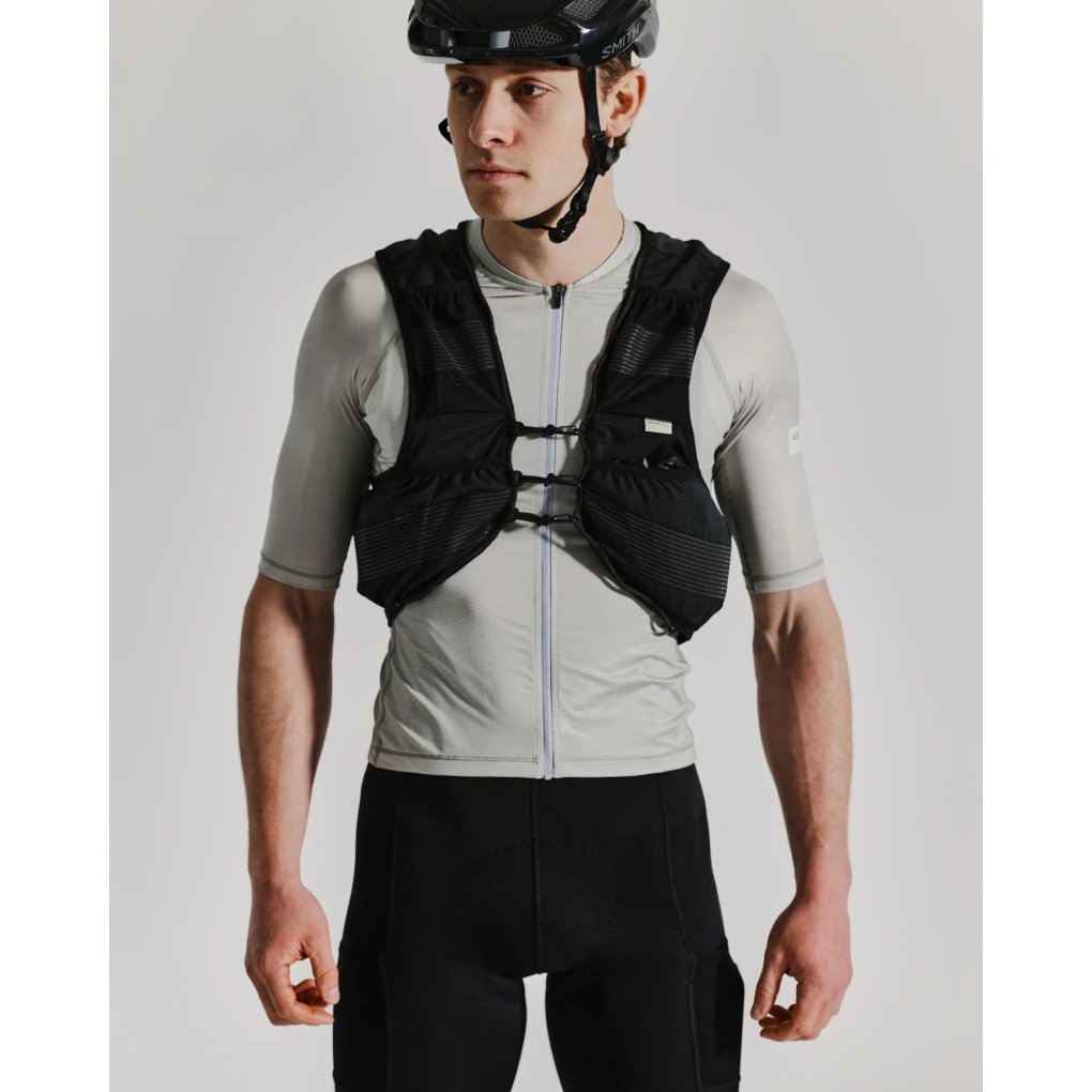 ALBION Visibility Cargo Vest 8L - Black/Reflective