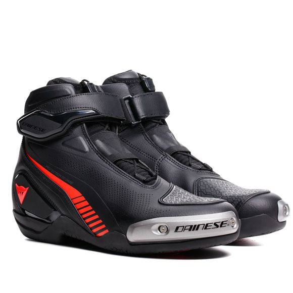 Dainese Superya Motorcycle Sneakers - Black / RedRef: DN2190