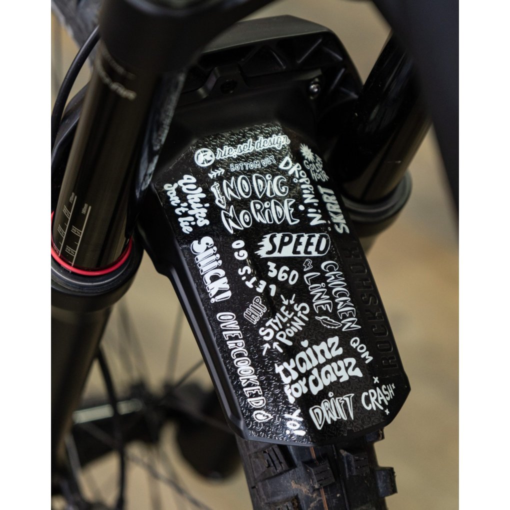 rie:sel design roxy:coat Sticker - slang