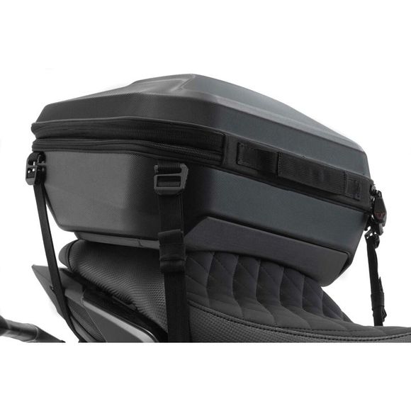 SW-MOTECH URBAN ABS Top Case WITH RACK (16 to 29 liters) Universal - BlackRef: bc.hta.00.677.22000/ / bc.hta.00.677.22000/b