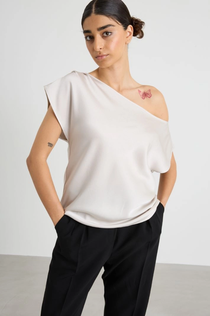 Asymmetrical draped top - PEARL