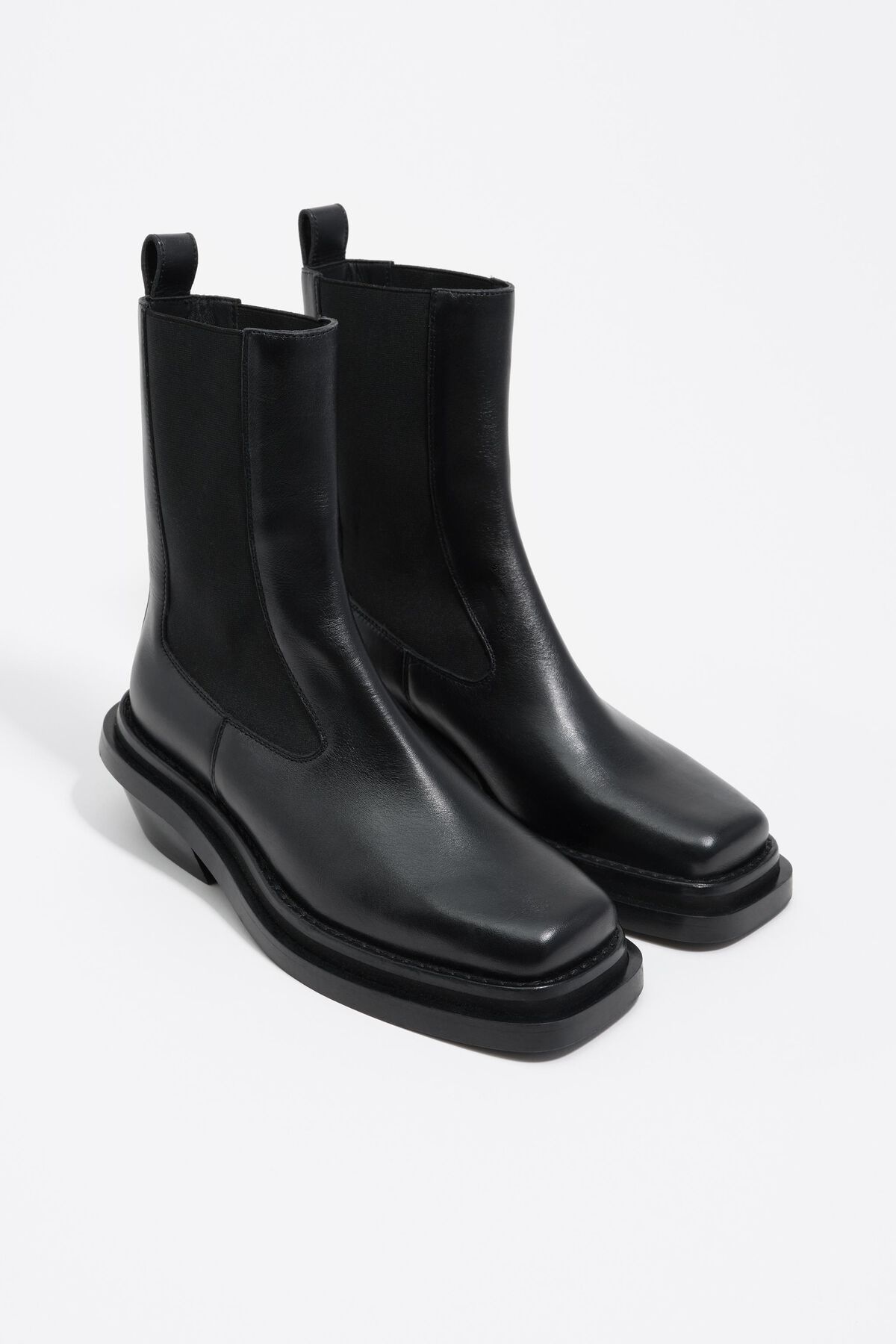 Black leather high ankle boot