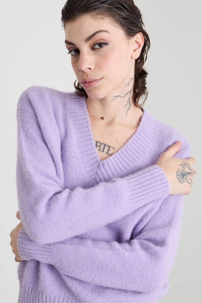 Alpaca and cotton V-neck sweater - LILAC
