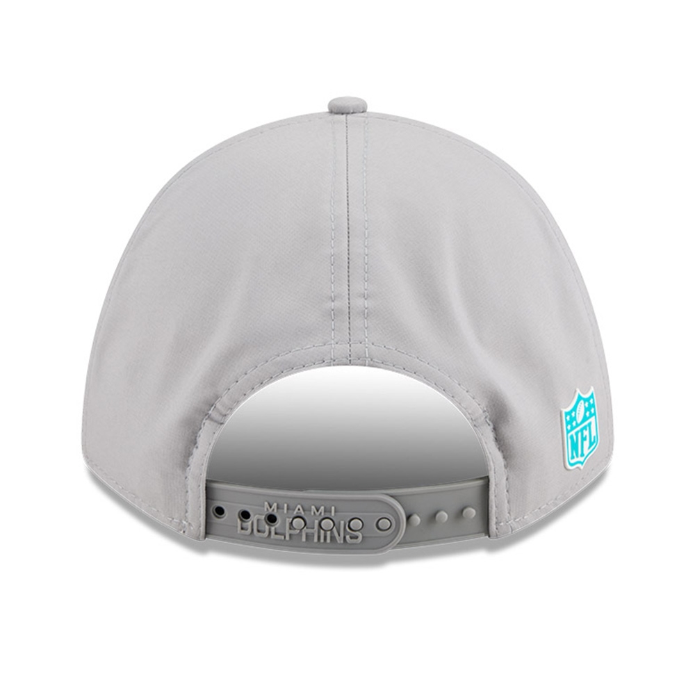Miami Dolphins 2025 NFL On-Field Sideline 9FORTY M-Crown Cap CW Grau