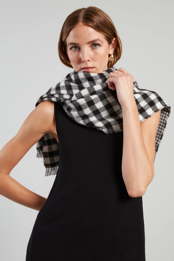 Patterned cloth scarf - WHITE BLACK