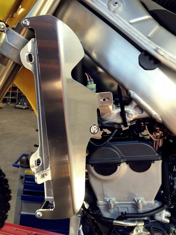 Protection de radiateur aXp aluminiumSUZUKI 250 RM-Z 250 - 2016 - 2018Ref : XP00101A / 1053369